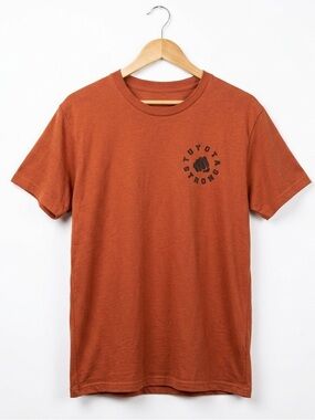 Men’s Toyota Strong T-Shirt XL Rust Brown